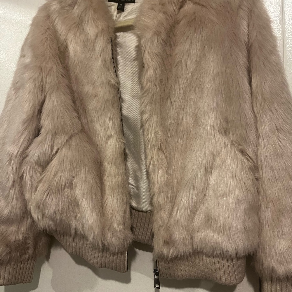 Banana Republic Women's Teddy Jacket in Tan